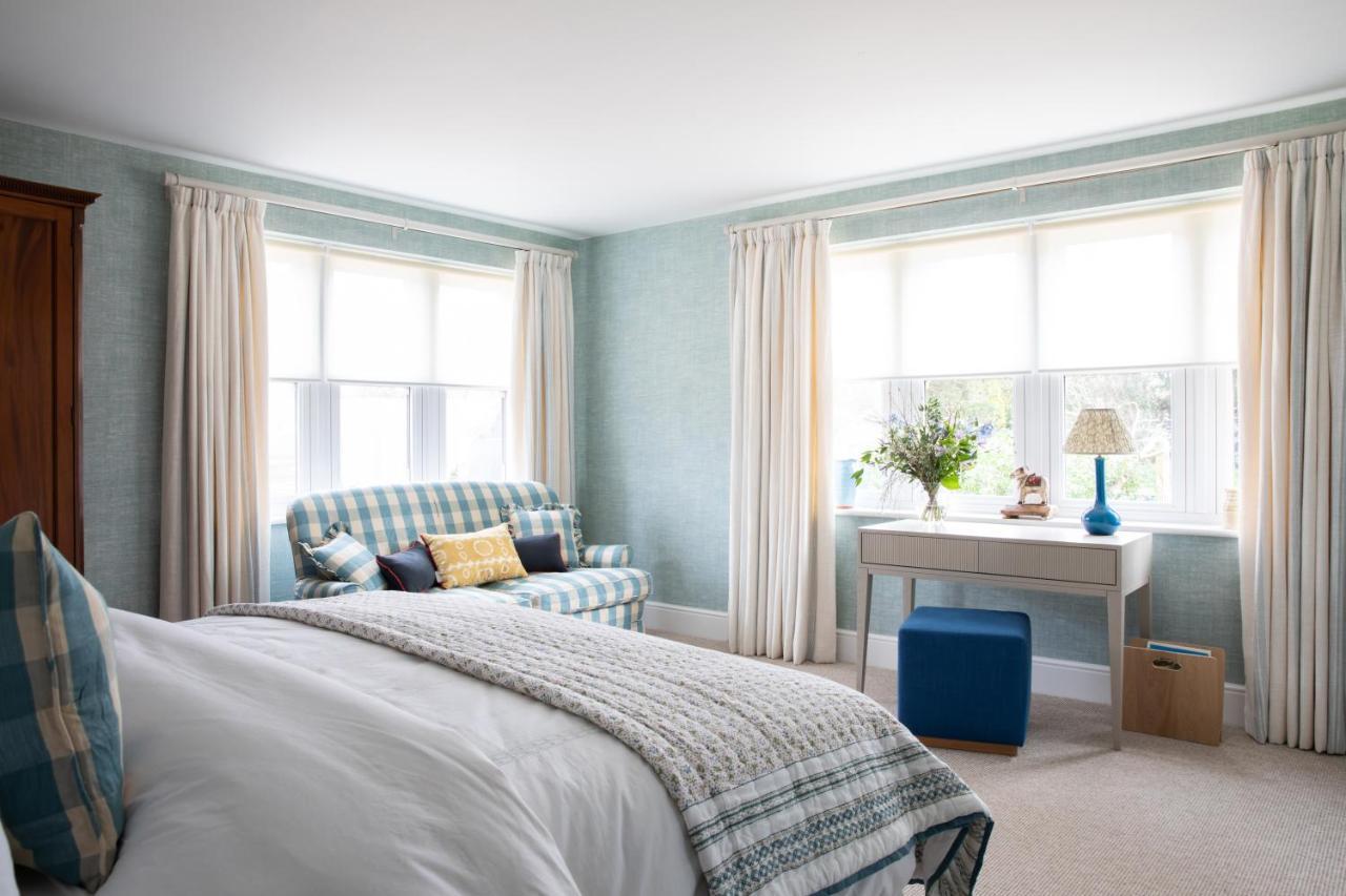 Flint House - Goodwood Events Bed & Breakfast Chichester Ngoại thất bức ảnh